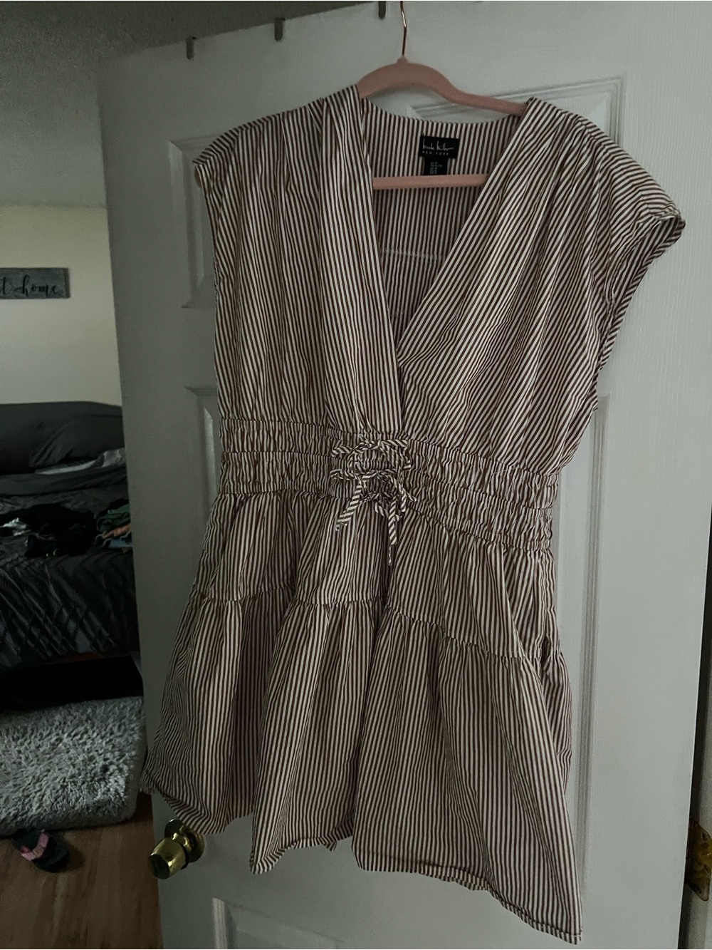 Nicole Miller Cream & Brown Striped V-Neck Drawstring Dress